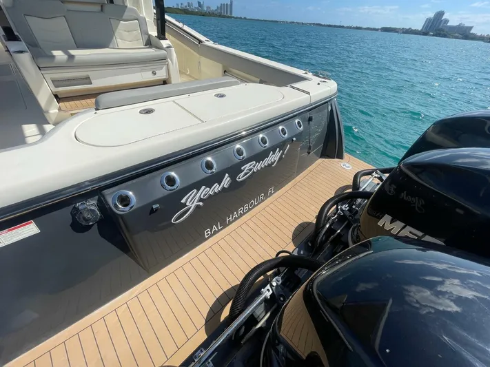 Yeah Buddy! Yacht Photos Pics 