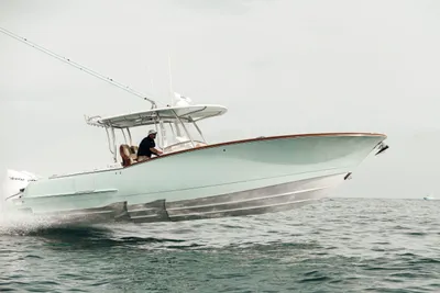Mag Bay 33 CC