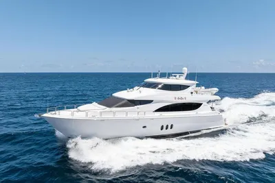 2013 Hatteras 80 Motor Yacht