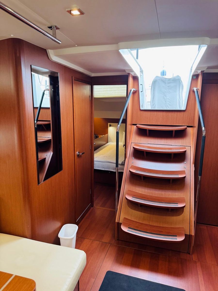 2020 Beneteau 52 