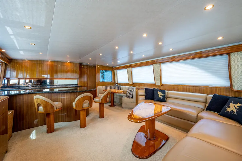 Reel Estate Yacht Photos Pics 