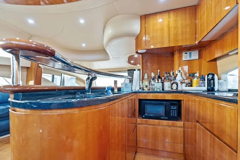 Jb Yacht Photos Pics 