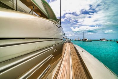 Yacht