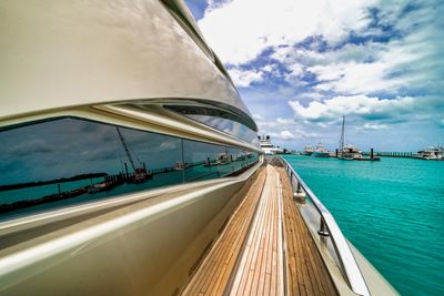 Yacht