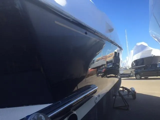 Navigator Yacht Photos Pics Side view of Island Packet Craft Express 360 yacht, year 2002.