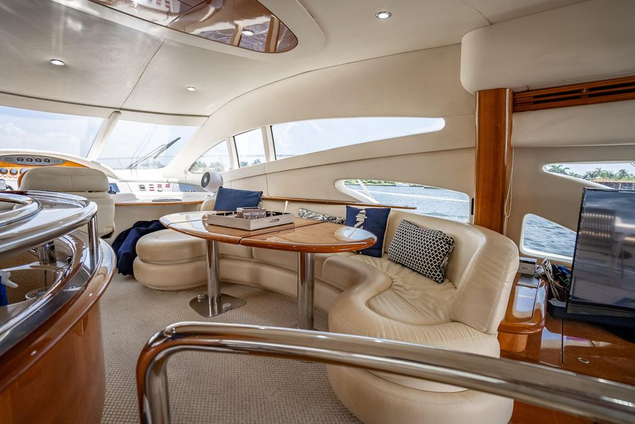 2007 Azimut 680E