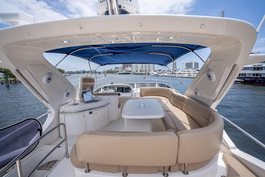 2007 Azimut 680E