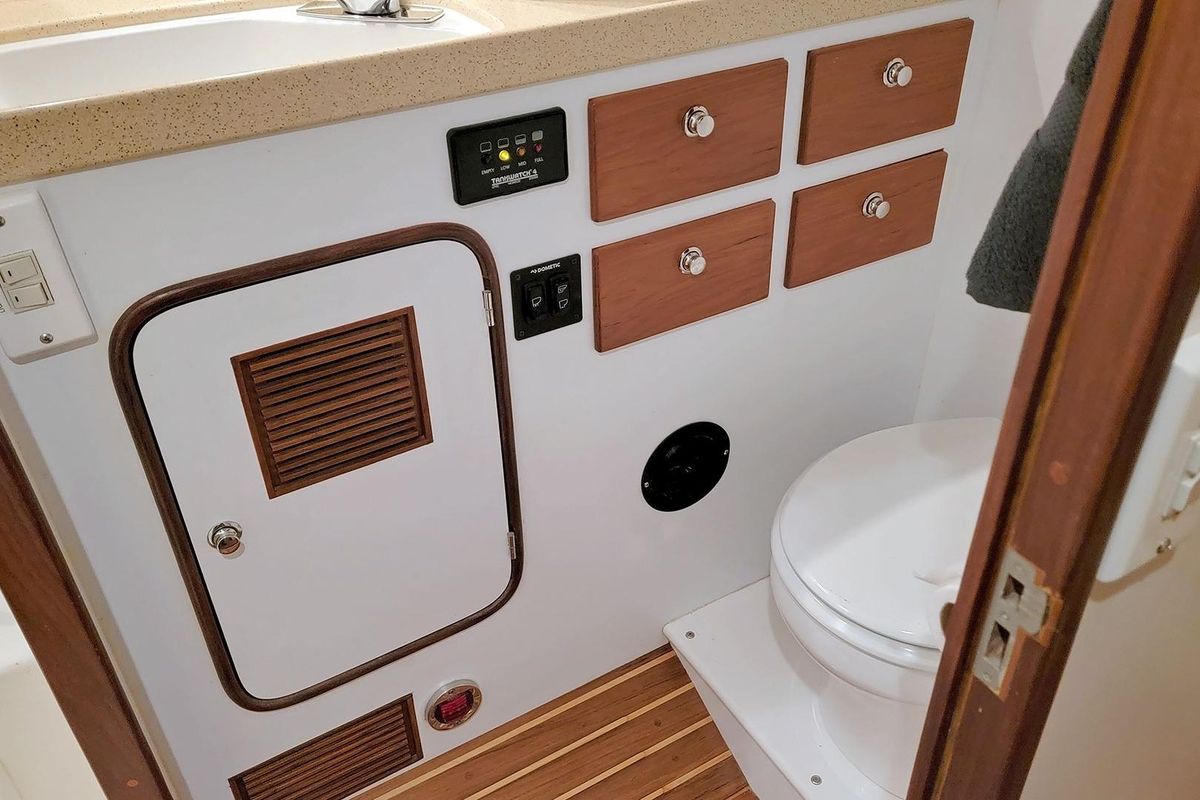 2001 Nordhavn 46 