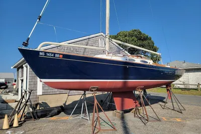 Alerion Express 28 Shoal Draft