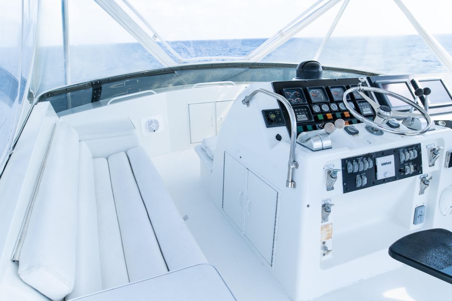 1996 Hatteras Convertible