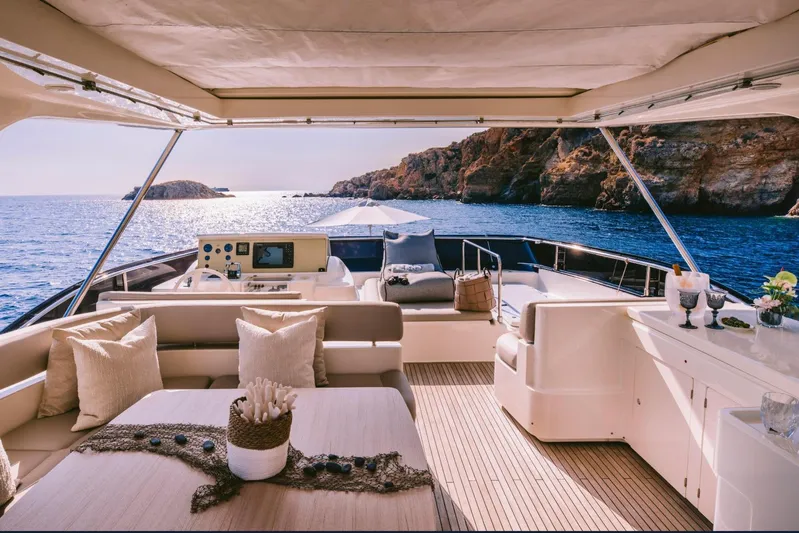 D & D Yacht Photos Pics Luxurious 2010 Ferretti Yachts 800 interior with ocean view and elegant seating area.