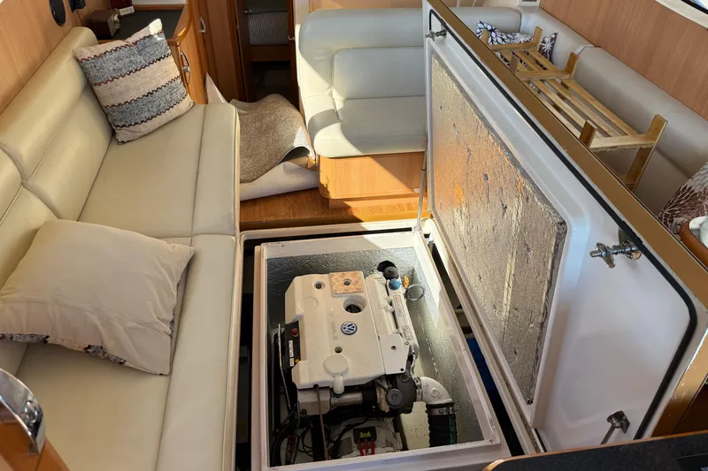 Landfall Yacht Photos Pics 