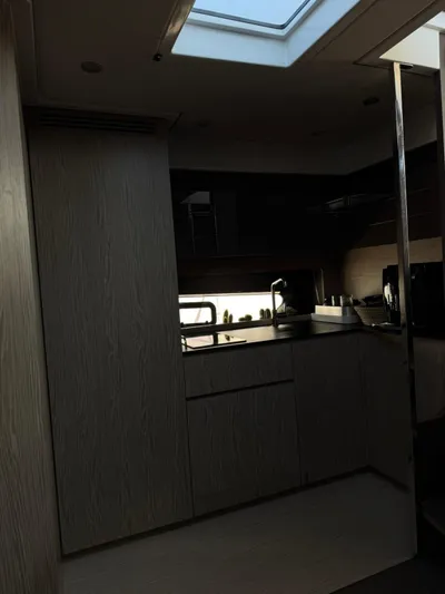  Yacht Photos Pics Azimut Atlantis 43 HT