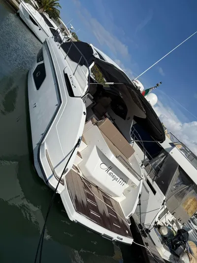  Yacht Photos Pics Azimut Atlantis 43 HT