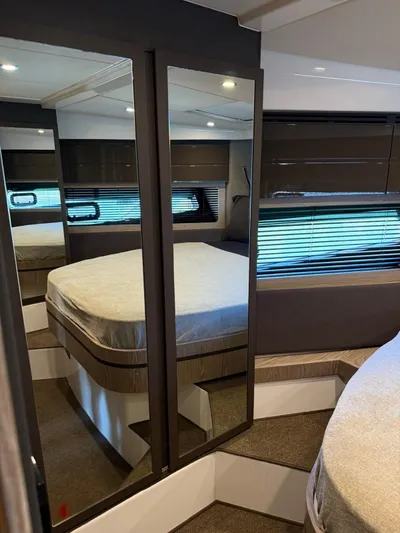  Yacht Photos Pics Azimut Atlantis 43 HT