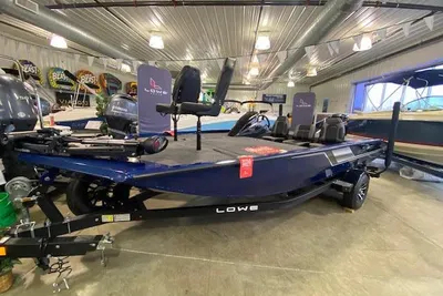 Lowe Stinger 188 Pro Series Bass