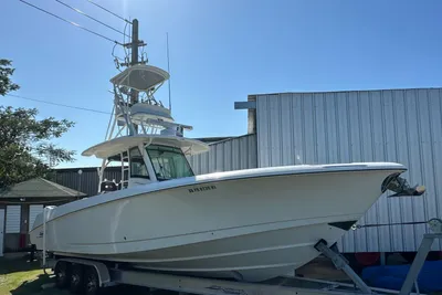 Boston Whaler 350 Outrage