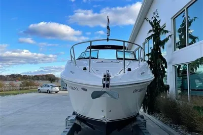 Sea Ray Sundancer 260