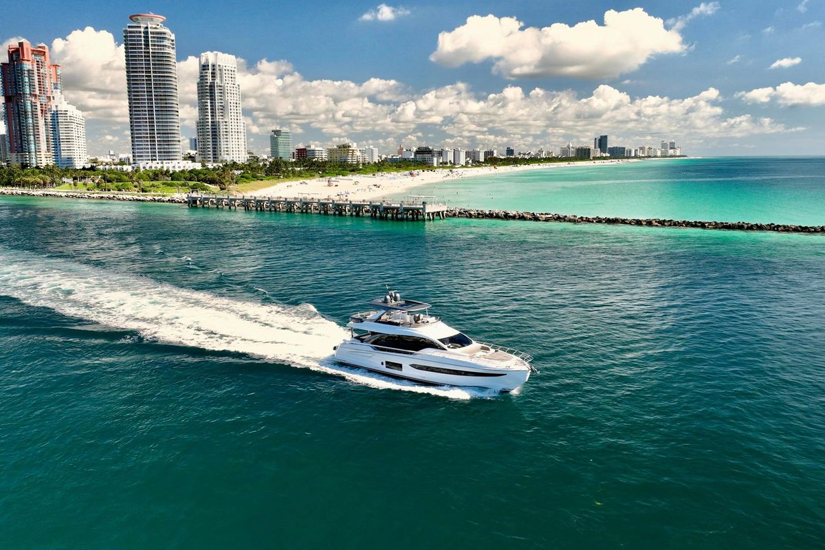 2020 Azimut 78 