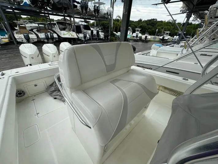 No Name Yacht Photos Pics 14