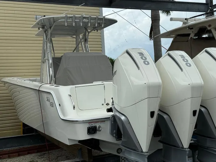 No Name Yacht Photos Pics 1