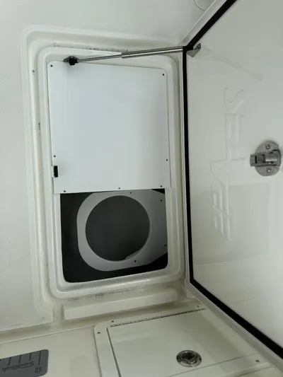 No Name Yacht Photos Pics 29