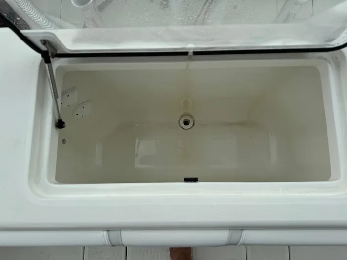 No Name Yacht Photos Pics 28