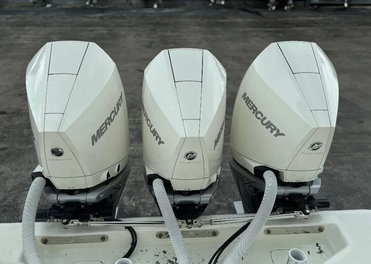 No Name Yacht Photos Pics 4