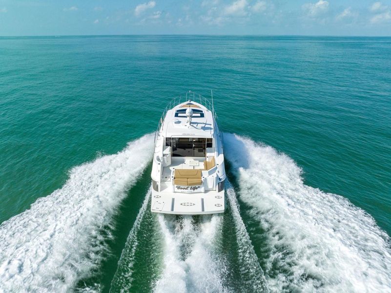 2015 Cruisers Yachts 45 Cantius