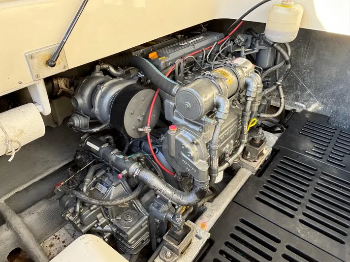 Bay Cruzin Yacht Photos Pics 