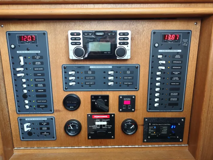 Ocelot Yacht Photos Pics 