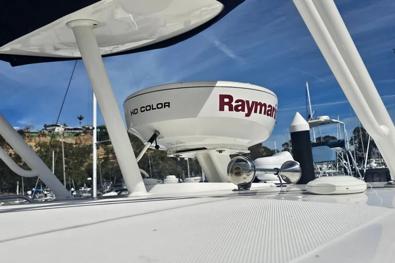Day For It Yacht Photos Pics 2018 Boston Whaler 315 Conquest with Raymarine HD Color radar system.