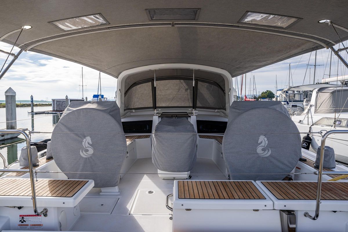 2020 Beneteau 46 