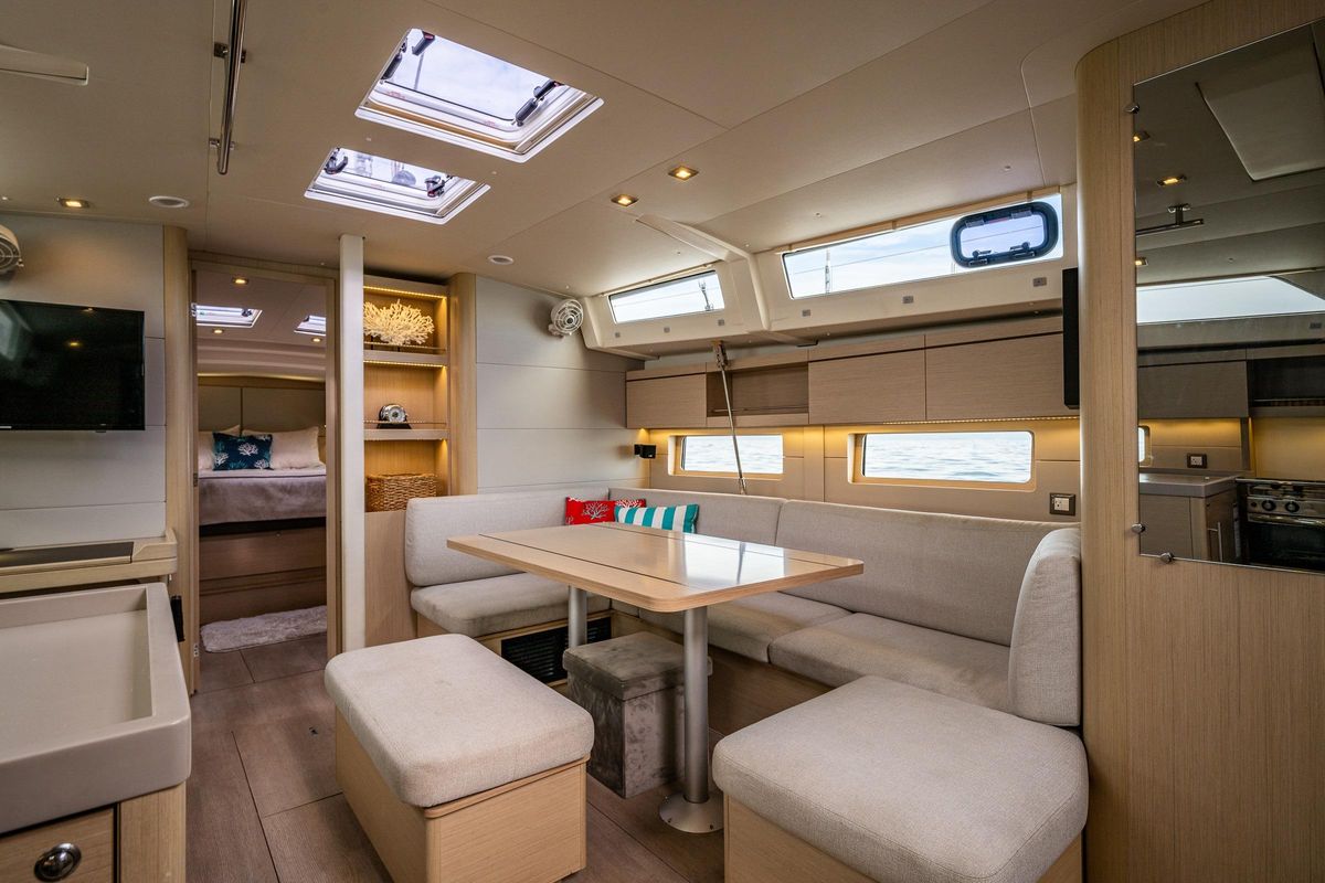 2020 Beneteau 46 