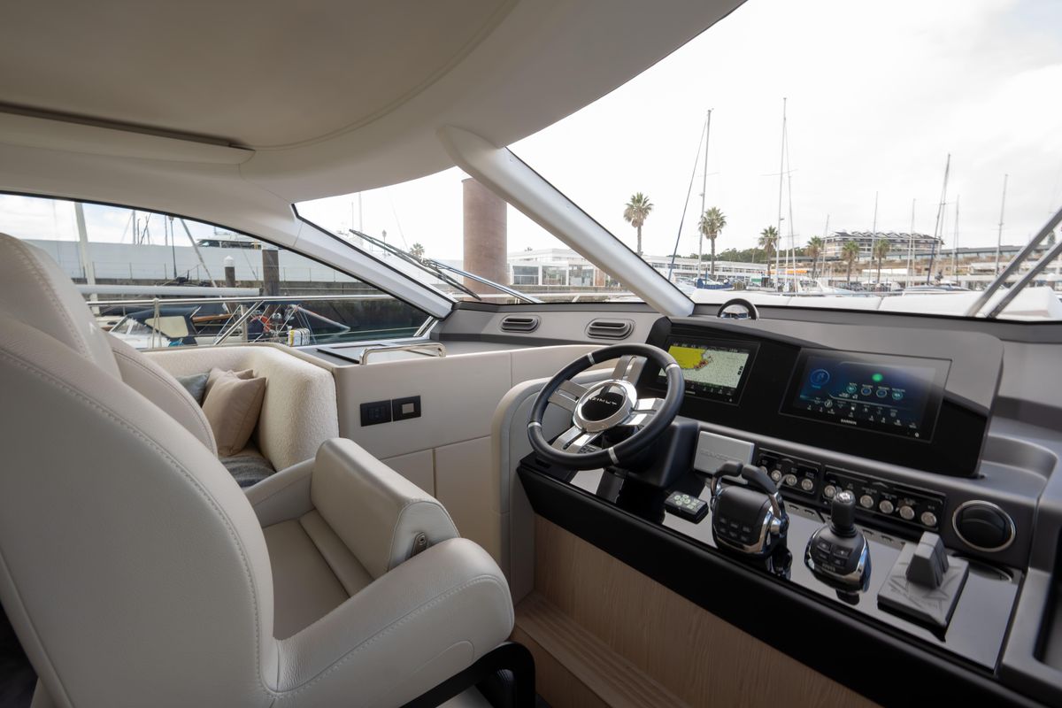 2022 Azimut 55 