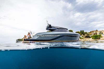 Yacht