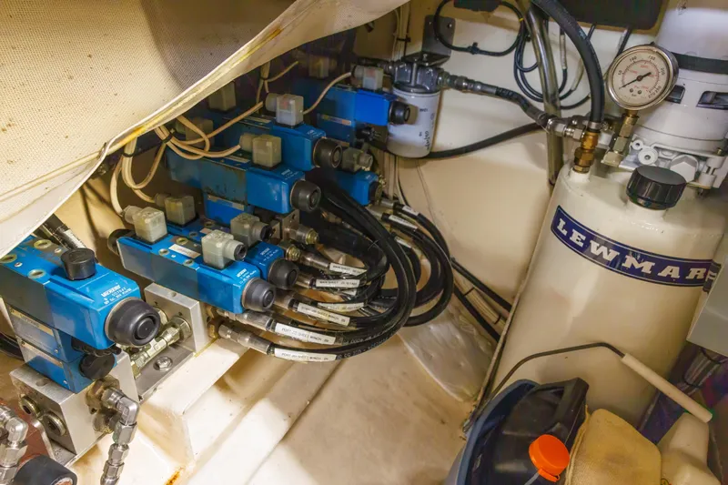 Luna Yacht Photos Pics 