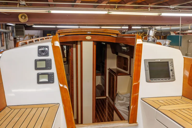 Luna Yacht Photos Pics 