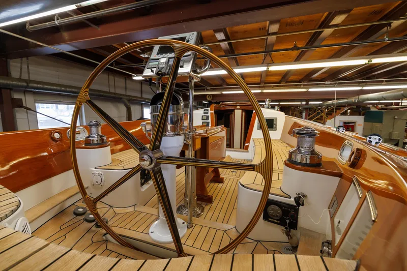 Luna Yacht Photos Pics 