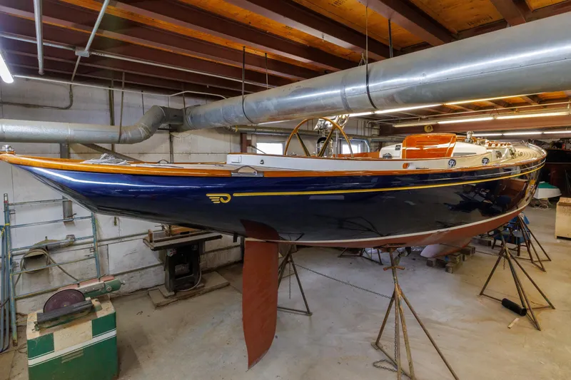 Luna Yacht Photos Pics 