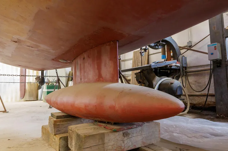 Luna Yacht Photos Pics 