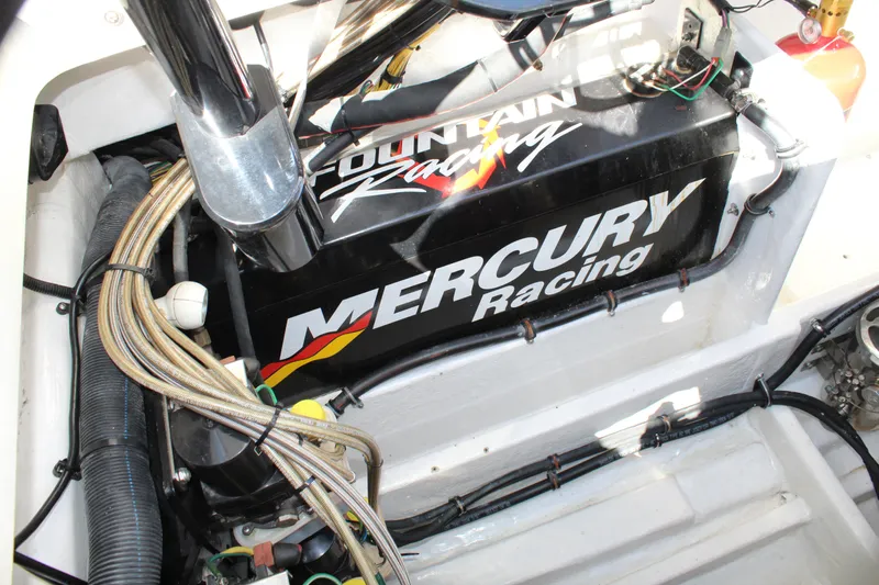 Lightning Yacht Photos Pics 2007 Fountain 42 Lightning engine with Mercury Racing components.