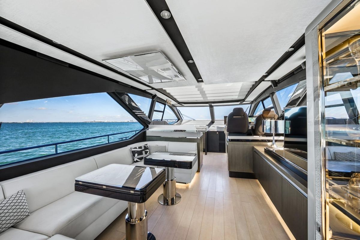 2019 Azimut 70 