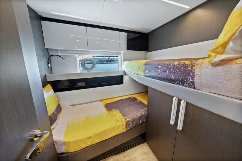 Azimut S7 Yacht Photos Pics 2019 Azimut S7 yacht cabin with bunk beds and modern interior design.