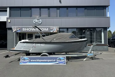 2020 Corsiva AANBIEDING SHOW - 595 met 60 PK Suzuki uit 2020