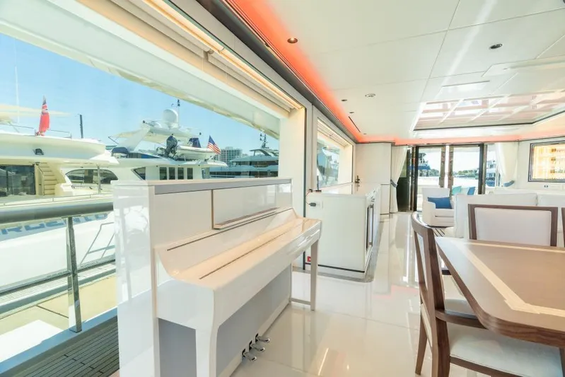 Miss Michelle Yacht Photos Pics 