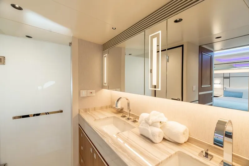 Miss Michelle Yacht Photos Pics 