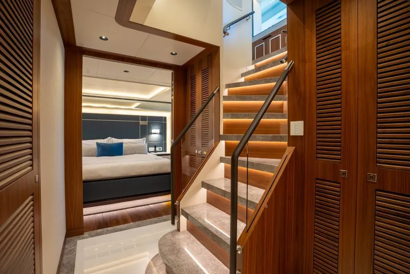 Miss Michelle Yacht Photos Pics 