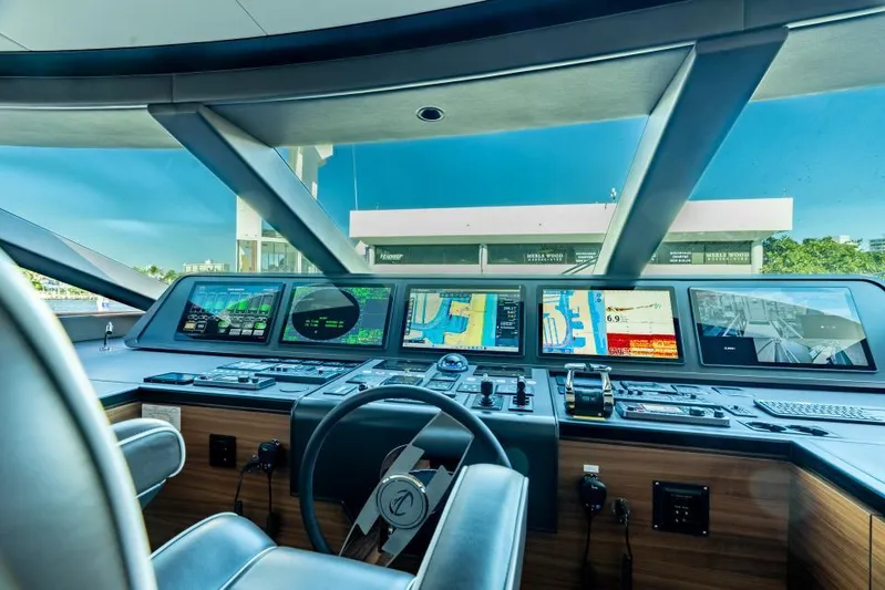 Miss Michelle Yacht Photos Pics 