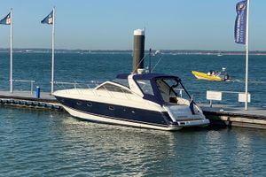 2003 Princess V42